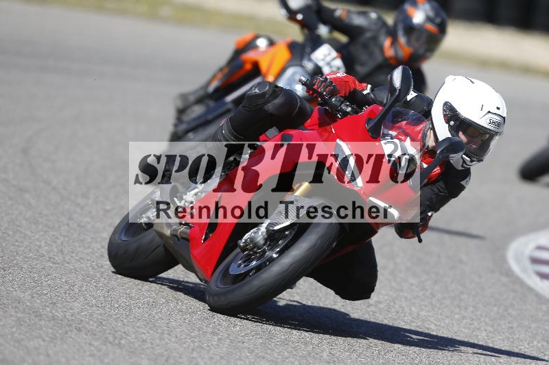 /05 07.04.2026 Cornu Master School ADR/Gruppe rot/25